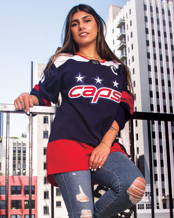 Mia Khalifa: The Picks & Pans of a Serious Sports Fan