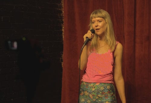 Hardcore Comedian Sally Mullins Takes It ‘Sleazy’ on Amazon