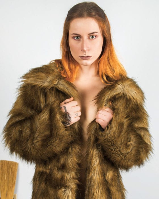HUSTLER Beaver Rosalyn Rae